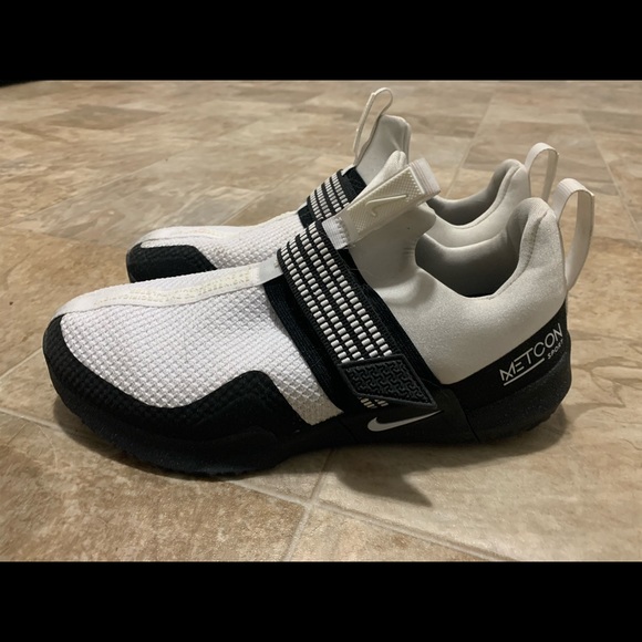 Nike Shoes - Nike metcons